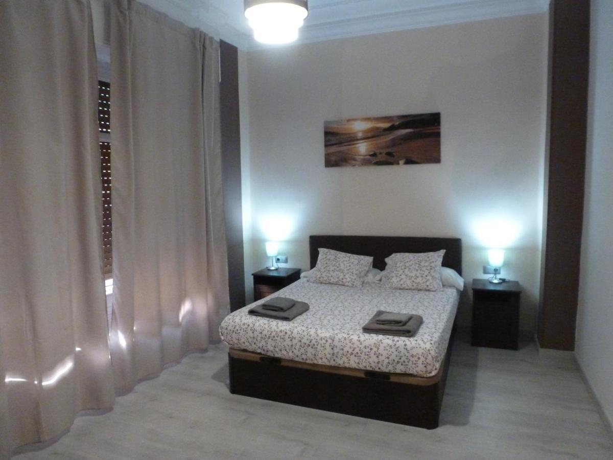 Apartamentos Turia Valencia Exterior foto